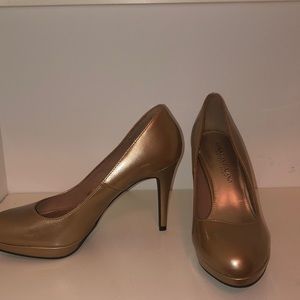 Gold high heels
